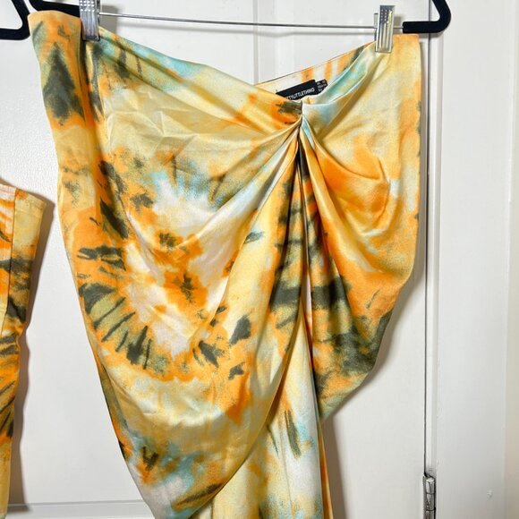 PRETTY LITTLE THING TWO PIECE RUCHED SET - Picture 3 of 14